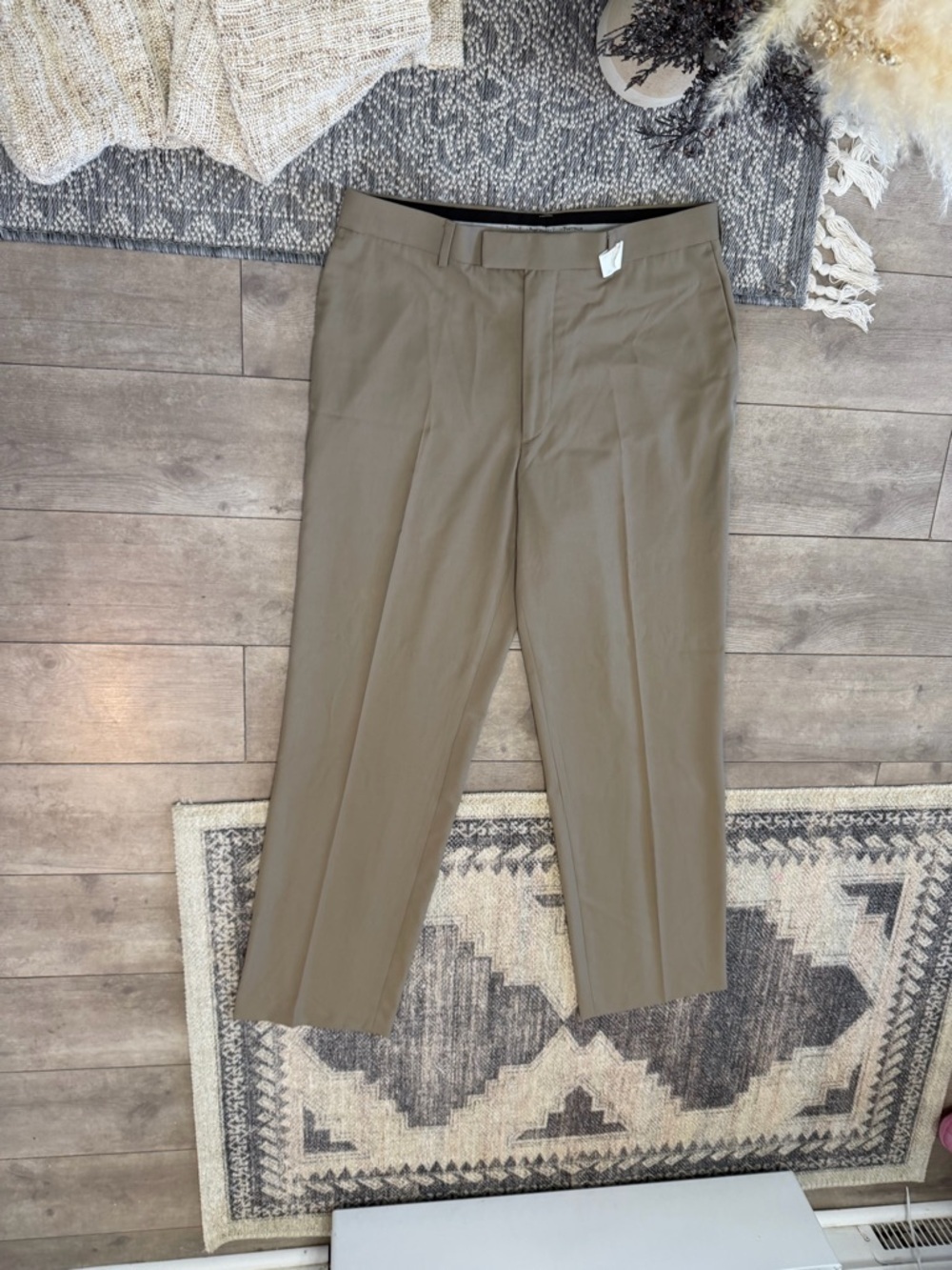 Perry Ellis Pleated Straight Dress Pants 34/32 Men's Rustic Beige Dry Cleaned - Picture 2 of 15
